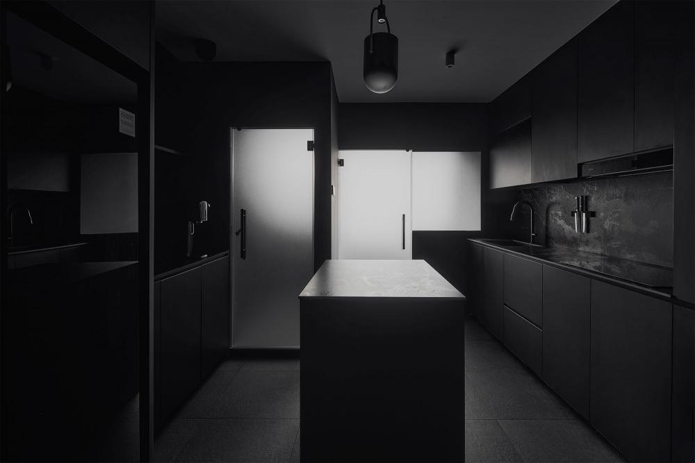 Contemporary Kitchen with Vinyl Flooring and Herringbone Tiling