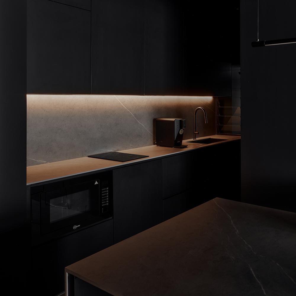 Contemporary Kitchen with Homogeneous Tiles and Granite Floor