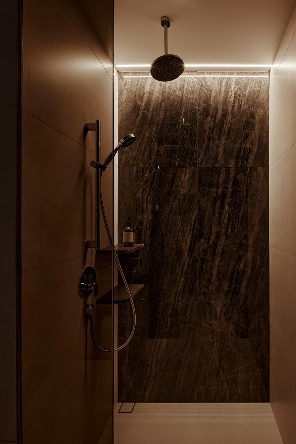 Contemporary Bathroom with Mirror and Laundry Baskets