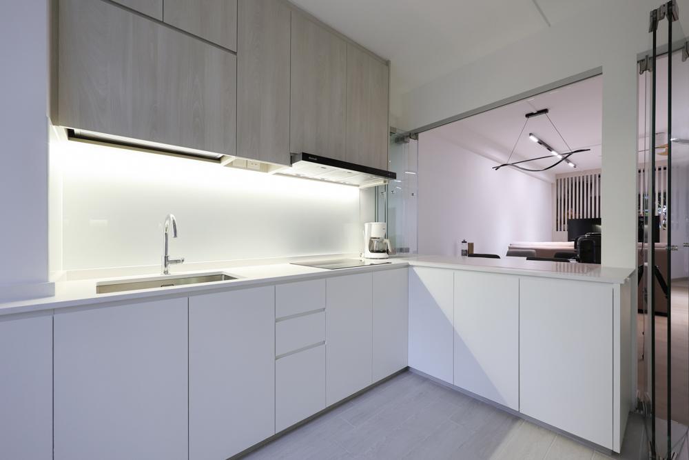Modern Kitchen with Homogeneous Tiles and Glass Door