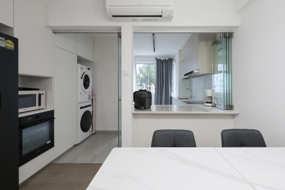 Modern Dining Room with Glass Door and Open Kitchen