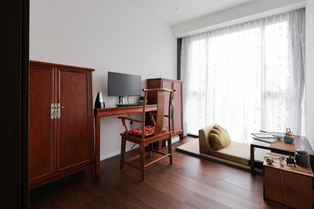 Asian Study with Curtain and Desk