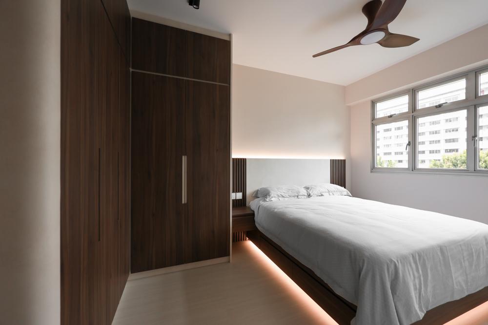 Modern Bedroom with Vinyl Flooring and Cove Lighting