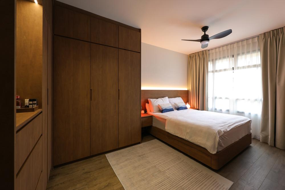 Industrial Bedroom with Vinyl Flooring and Wardrobe