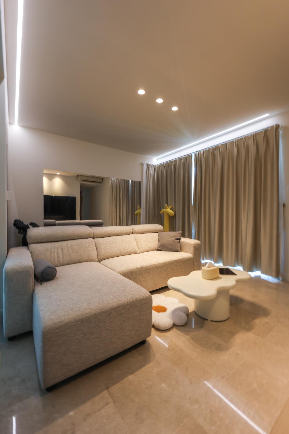 Modern Living Room with Mirror and Lighting