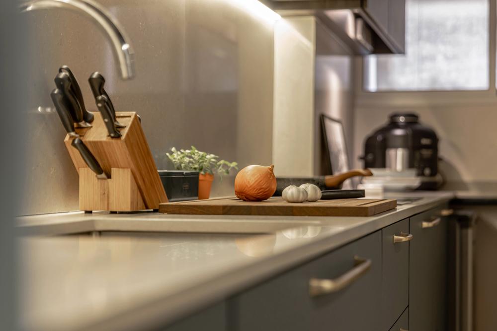 Asian Kitchen with Countertop and Kitchen Backsplash