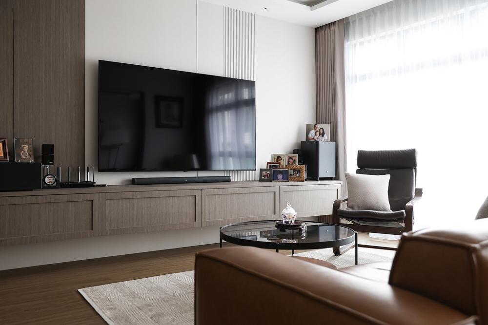 Asian Living Room with Vinyl Flooring and TV Console