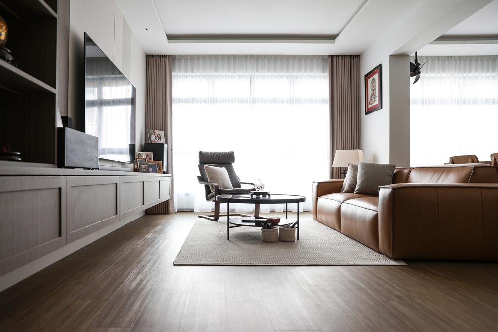 Asian Living Room with Vinyl Flooring and TV Console