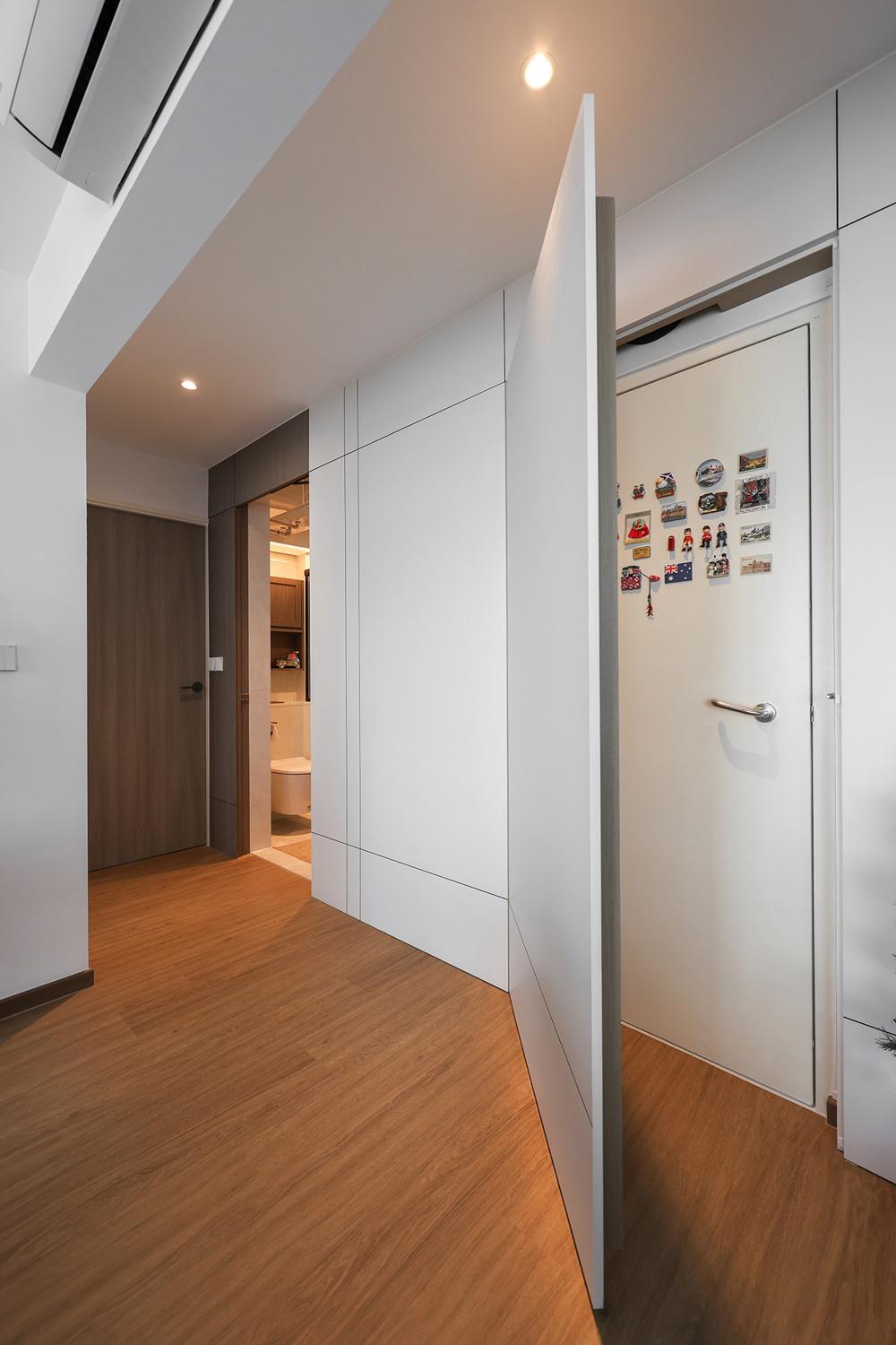 Asian Hallway with Vinyl Flooring and Feature Wall