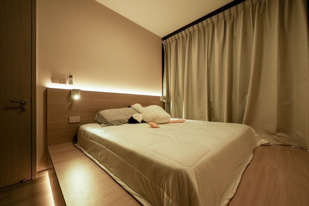 Scandinavian Bedroom with Platform Bed and Cove Lighting
