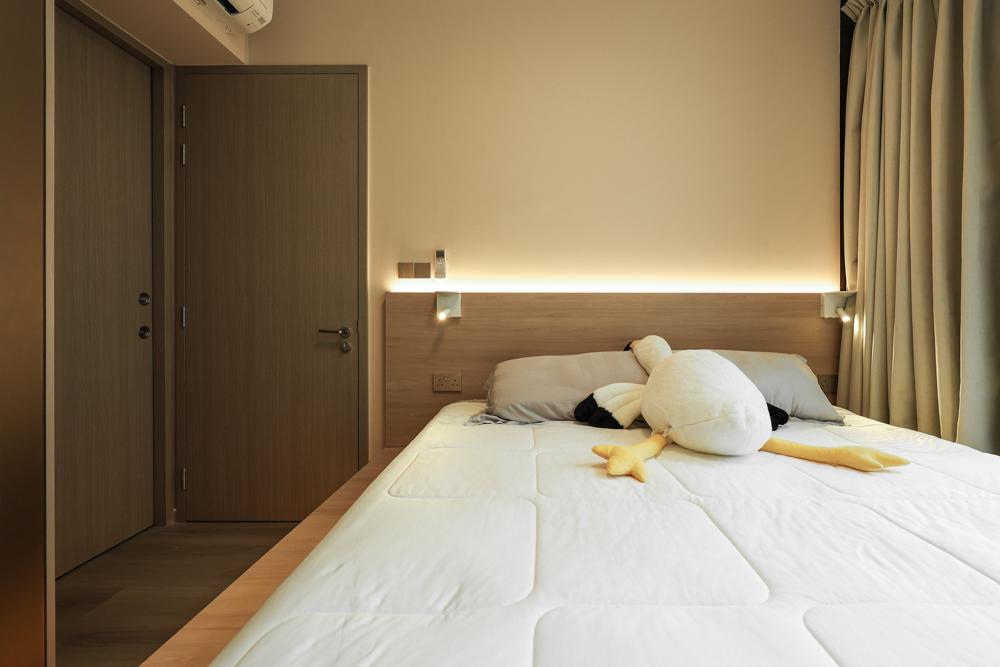 Scandinavian Bedroom with Platform Bed and Cove Lighting