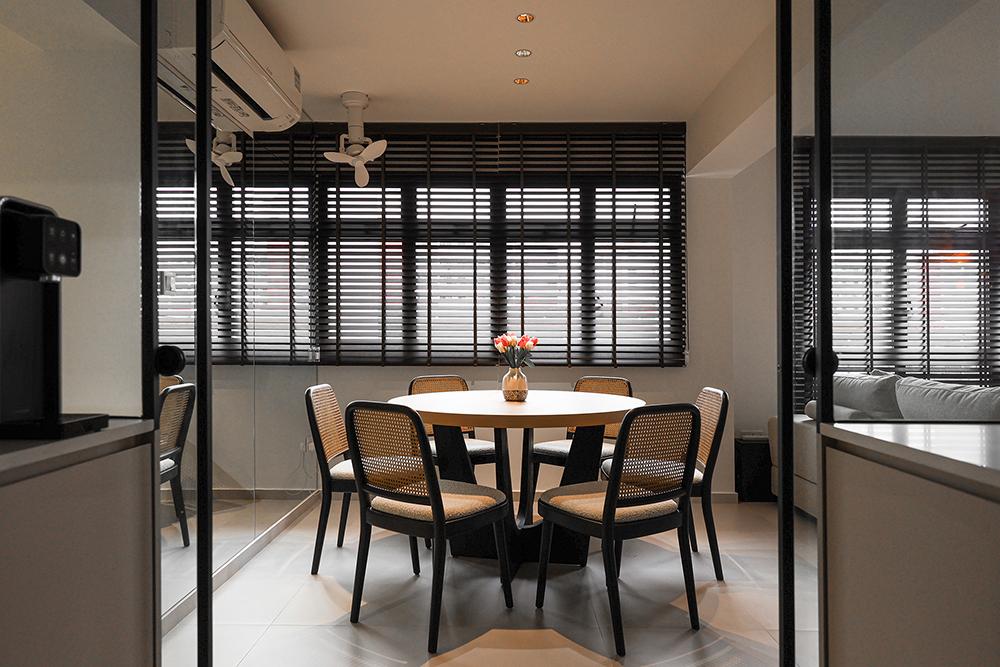 Minimalist Dining Room with Glass Door and Dining Table