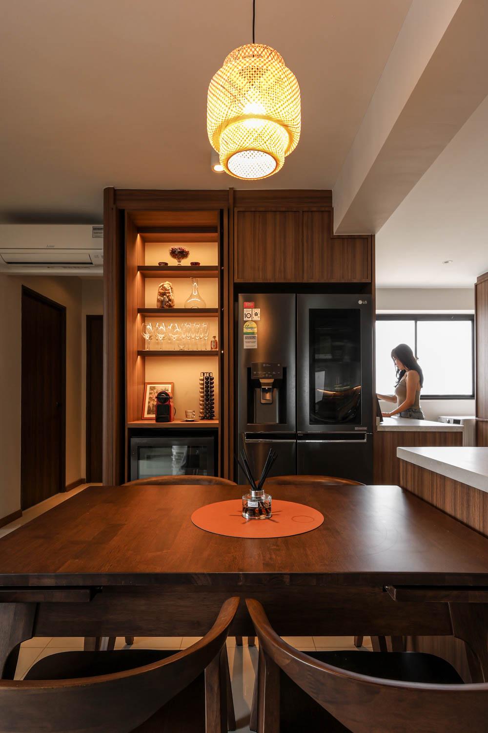 Modern Dining Room with Storage Cabinets and Display Cabinets