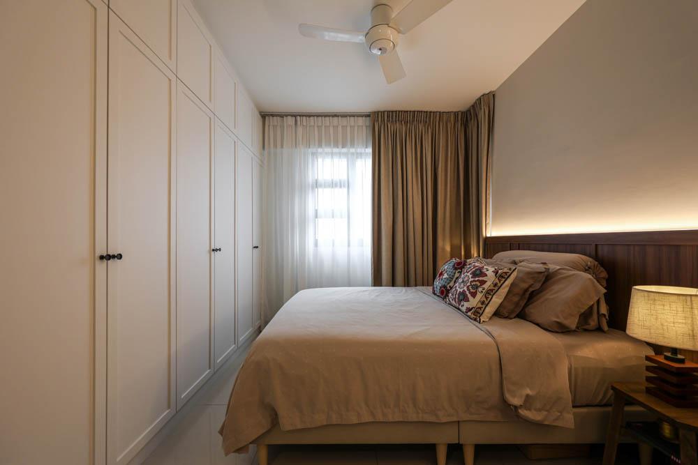 Modern Bedroom with Homogeneous Tiles and Wardrobe
