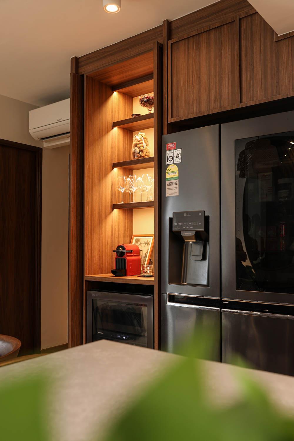 Modern Dining Room with Storage Cabinets and Display Cabinets