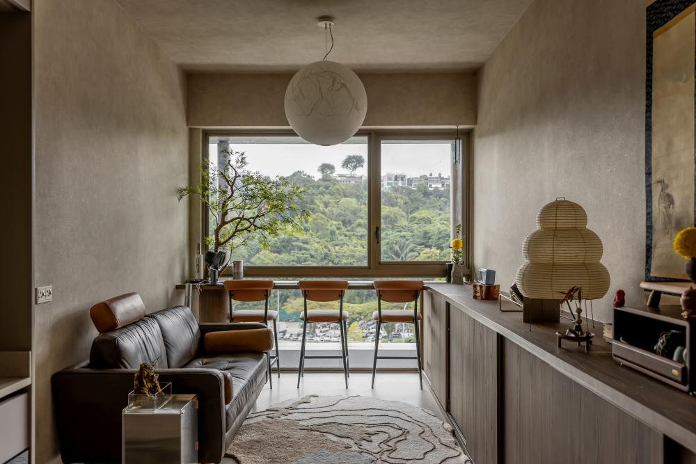 Modern Living Room with Bay Window and Sofa