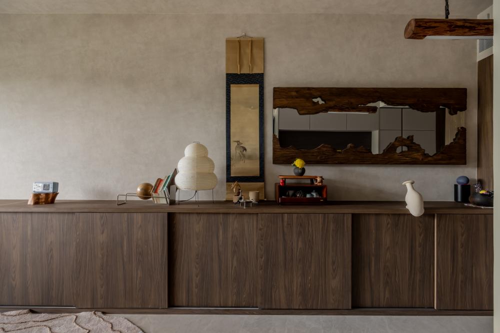 Modern Living Room with Mirror and Paintings