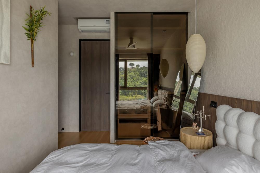 Modern Bedroom with Wardrobe and Sliding Wardrobe