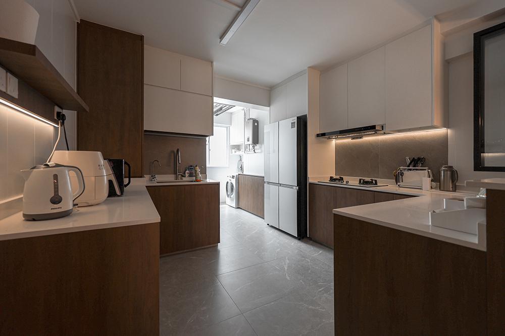 Scandinavian Kitchen with Countertop and Homogeneous Tiles
