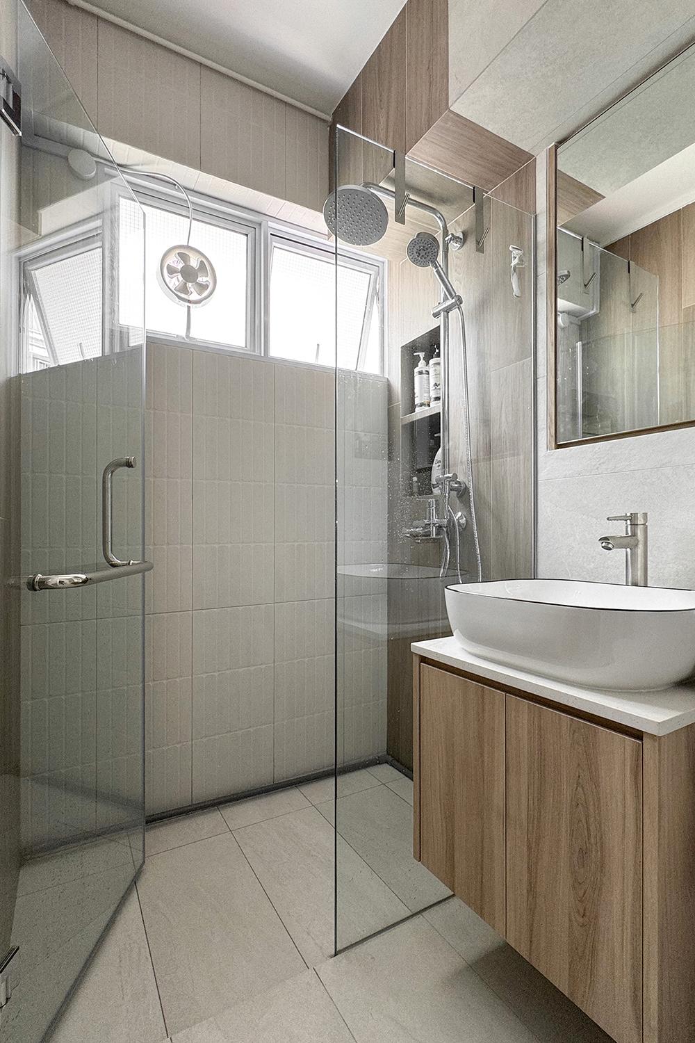 Scandinavian Bathroom with Homogeneous Tiles and Mirror