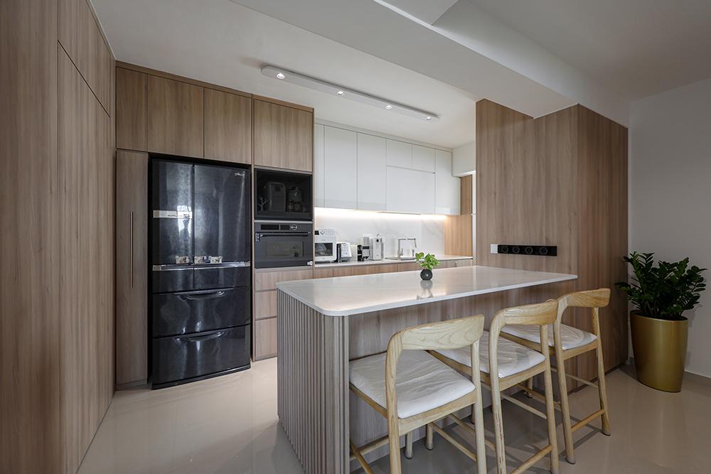 Scandinavian Kitchen with Countertop and Homogeneous Tiles
