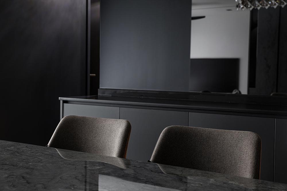 Modern Dining Room with Mirror and Storage Cabinets