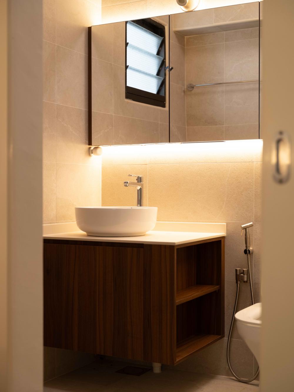 Scandinavian Bathroom with Countertop and Mirror