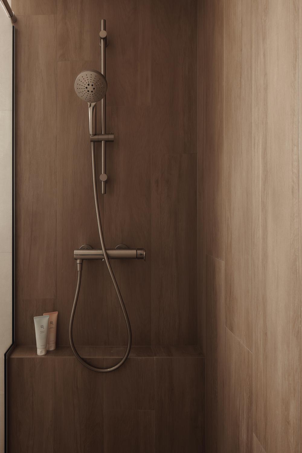Scandinavian Bathroom with Shower Screen and Bathroom Storage