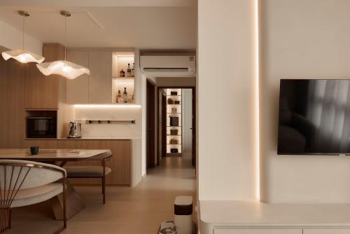 Starry Homestead Pte Ltd