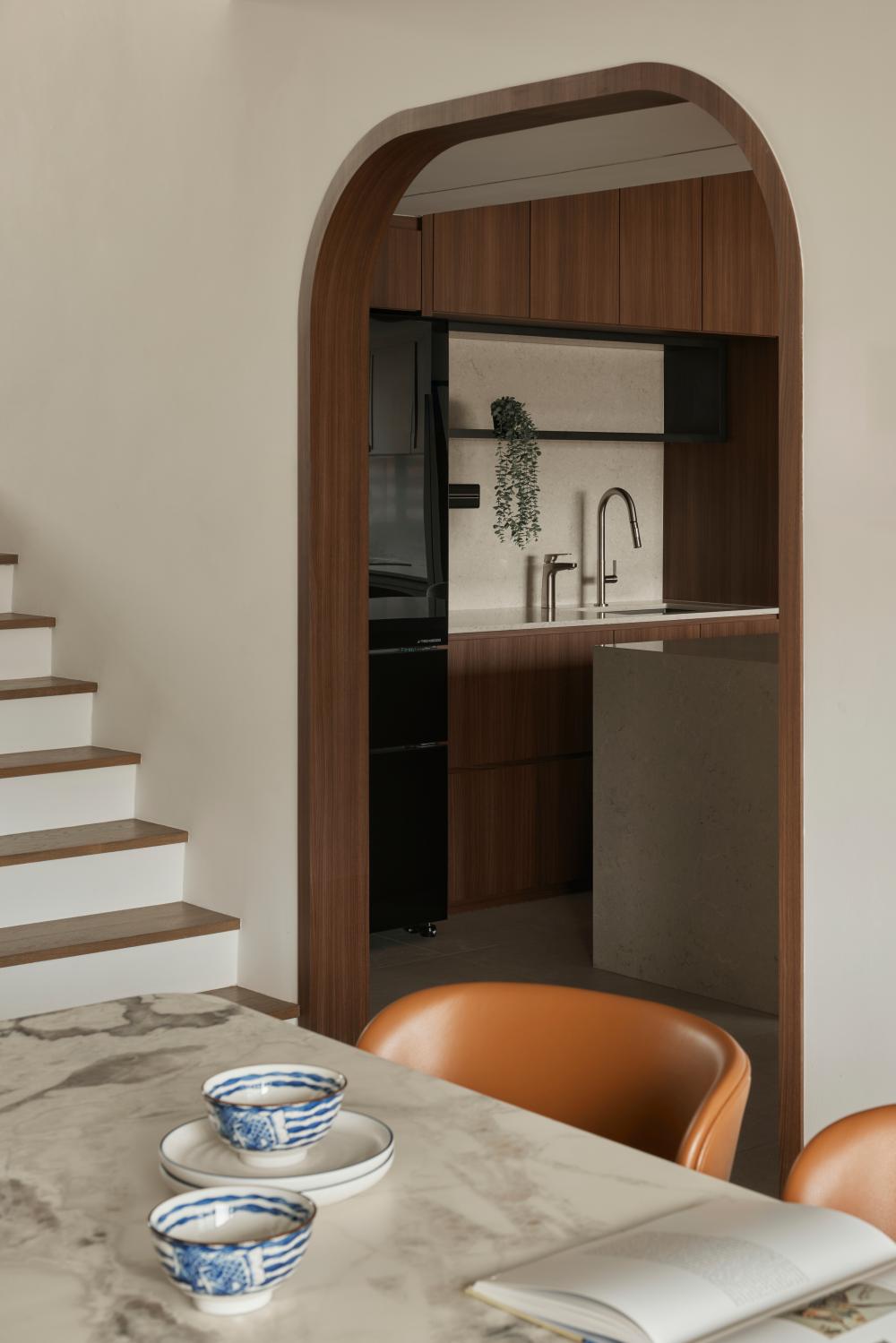 Asian Dining Room with Dining Table and Dining Chairs