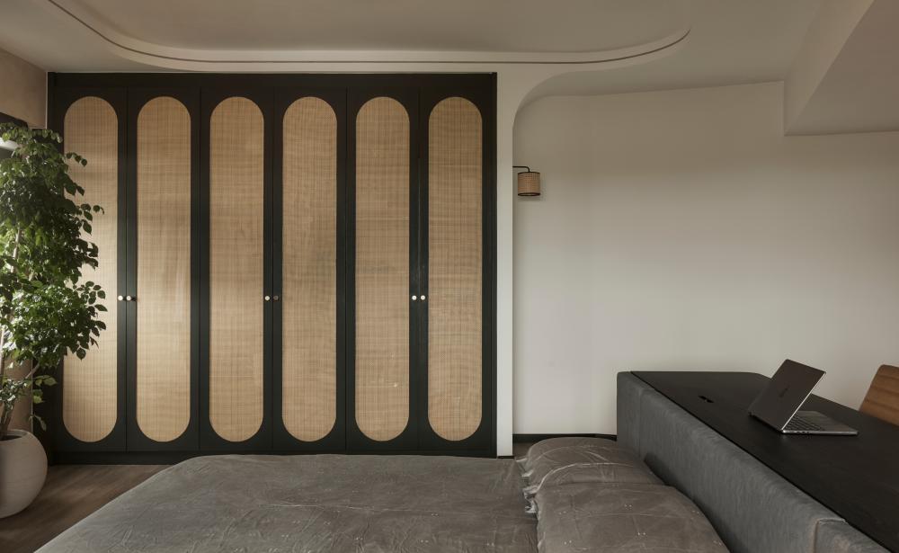 Asian Bedroom with Ceiling Light and Wardrobe