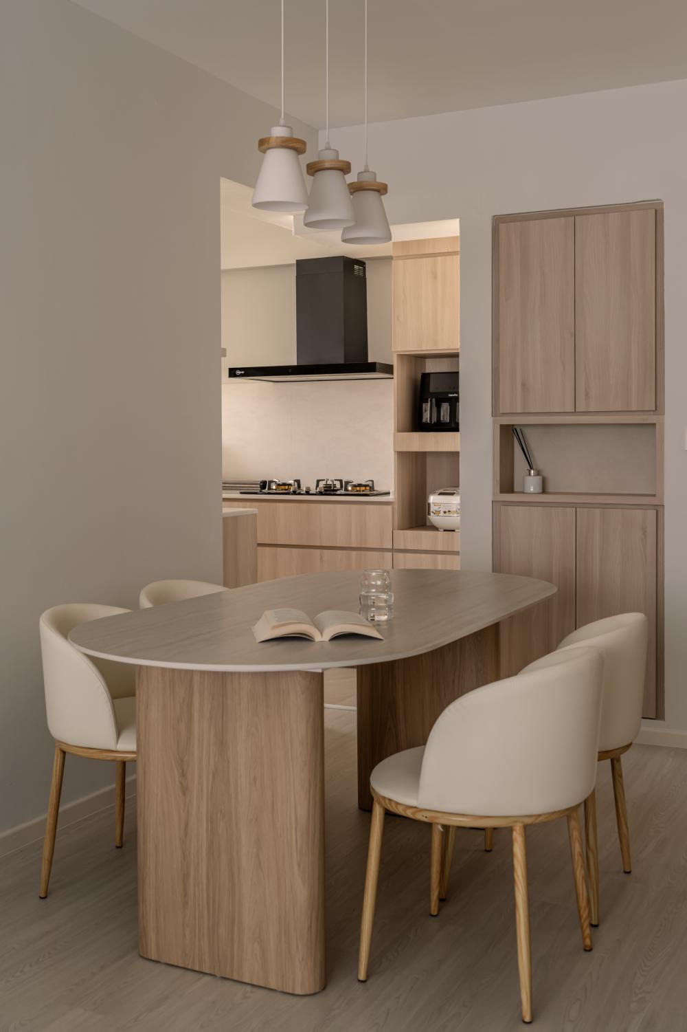 Scandinavian Dining Room with Dining Table and Dining Chairs