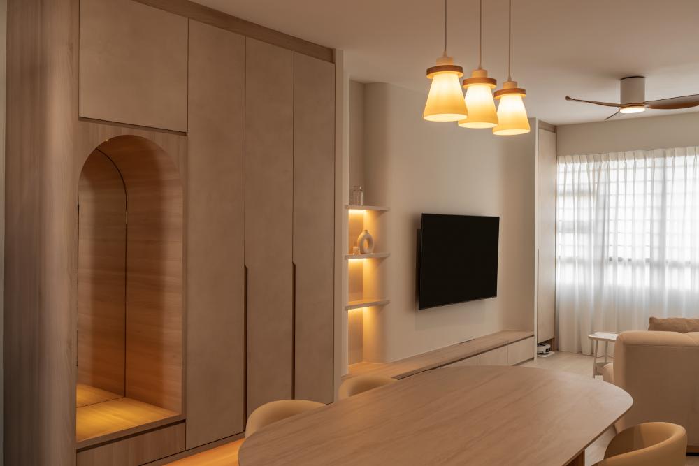 Scandinavian Entryway with Mirror and Dining Table