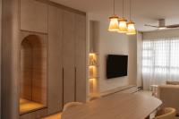 Scandinavian Entryway at Segar Palmview