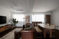 Vintage Living Room at 467 Hougang