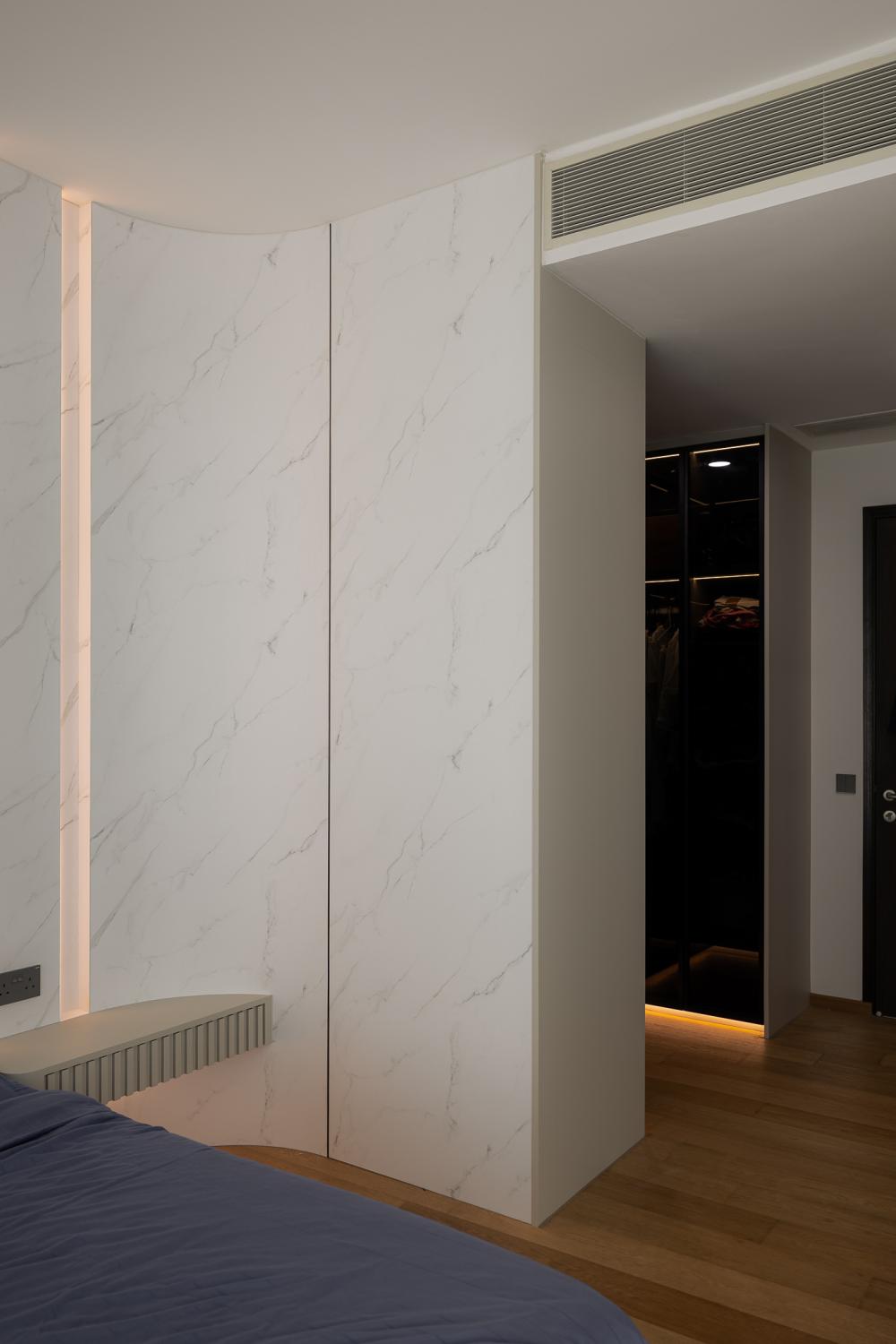 Contemporary Bedroom with Wardrobe and Closet