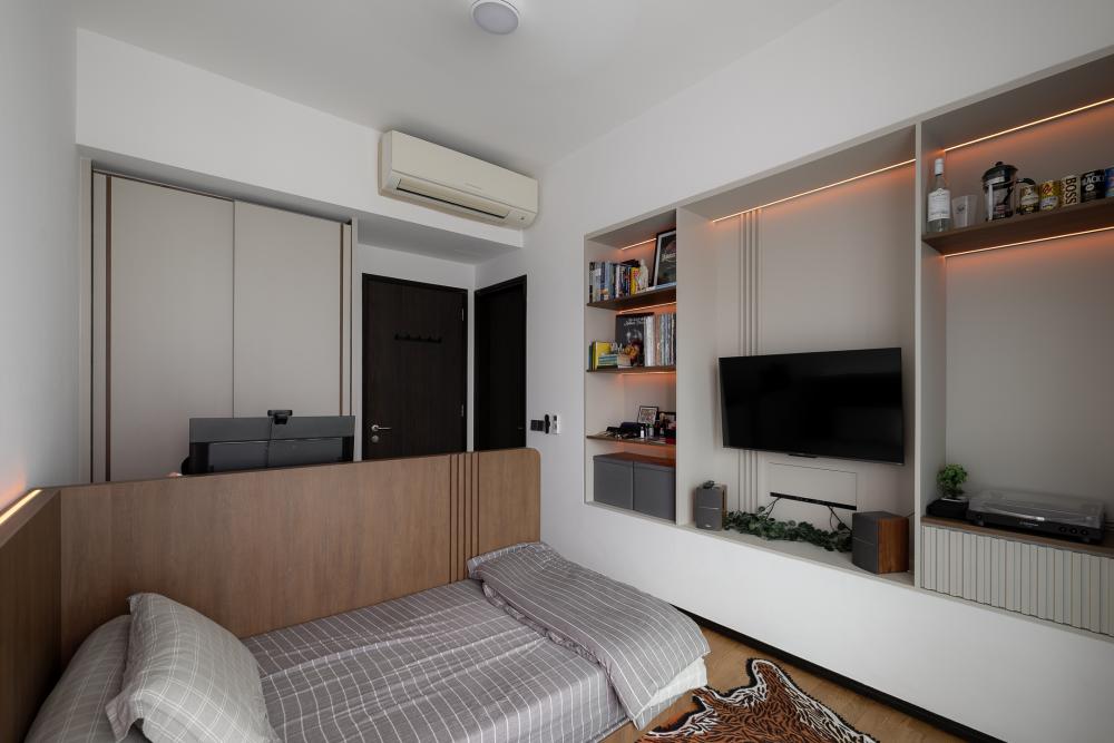 Contemporary Bedroom with Wardrobe and Single Bed