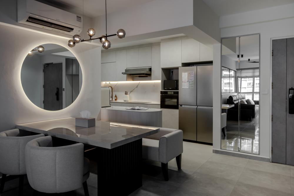 Contemporary Kitchen with Countertop and Vinyl Flooring