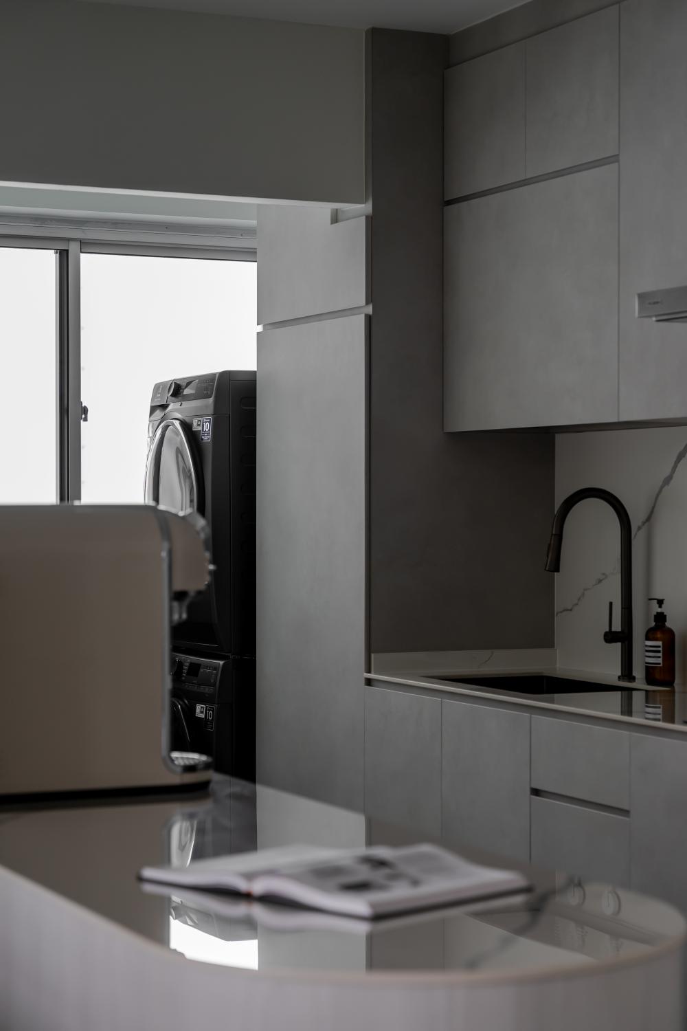 Contemporary Kitchen with Wood Flooring and Kitchen Window