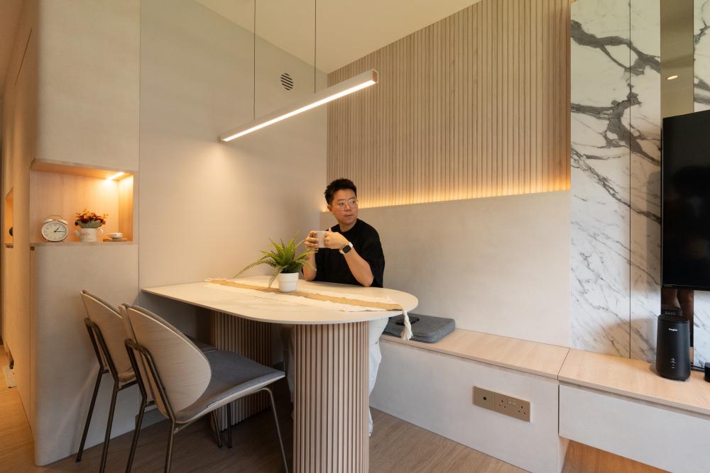 Contemporary Dining Room with Tableware and Drinkware