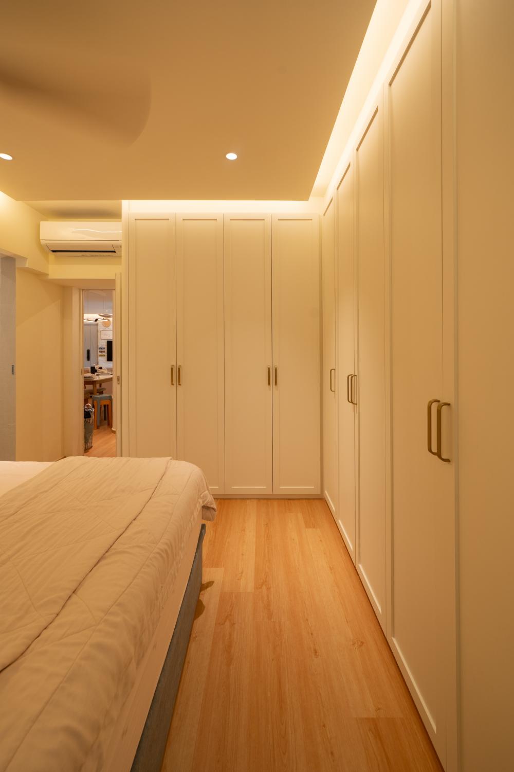 Contemporary Bedroom with Parquet Floor and Cement Floor