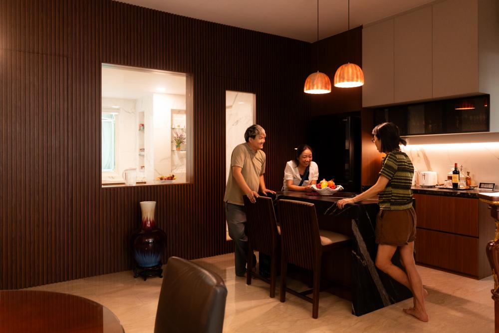 Contemporary Dining Room with Tableware and Drinkware