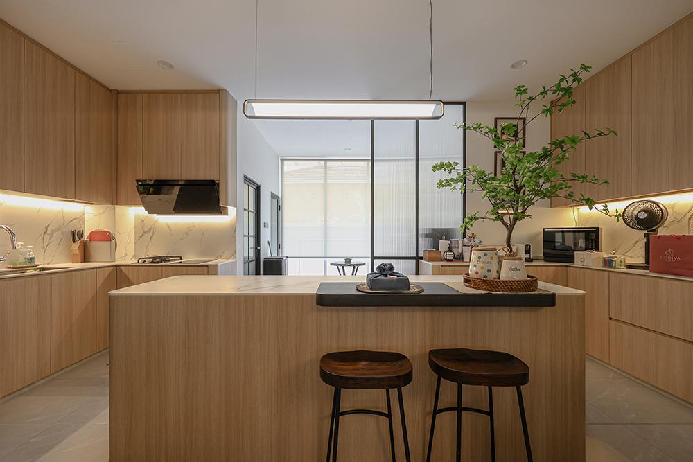 Asian Kitchen with Countertop and Kitchen Island