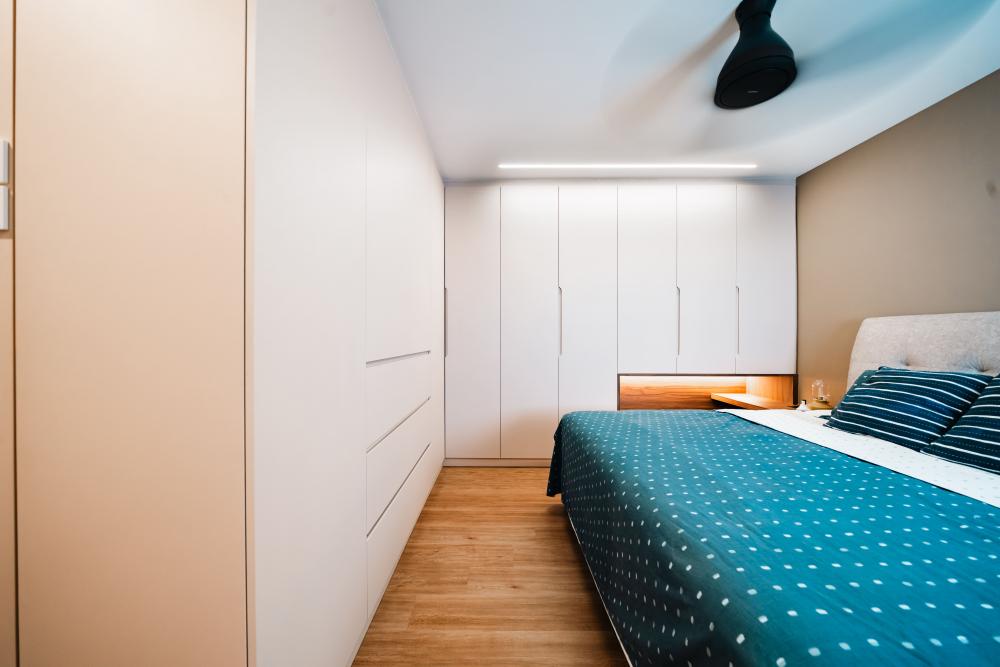 Contemporary Bedroom with Ceiling Light and Wardrobe