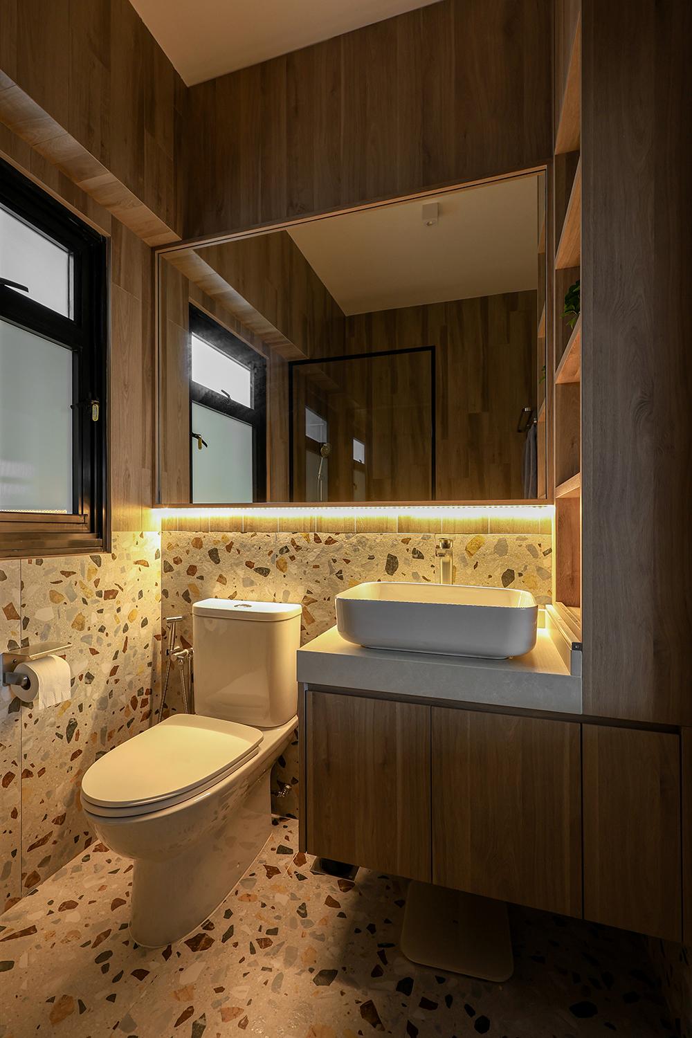 Scandinavian Bathroom with Homogeneous Tiles and Mirror