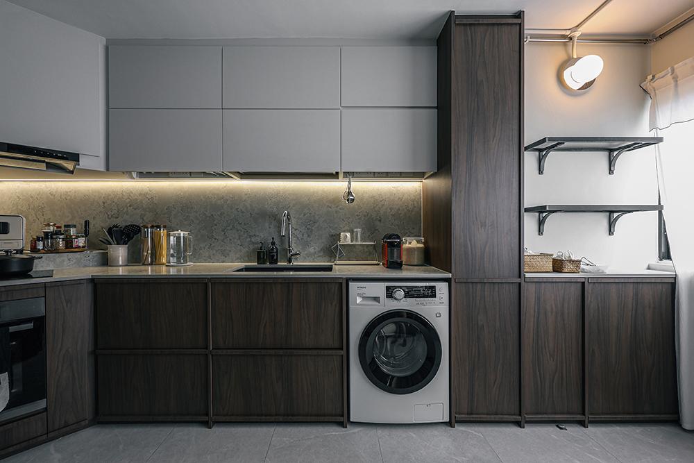 Vintage Kitchen with Countertop and Kitchen Backsplash