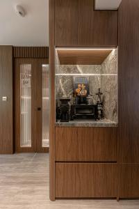 Modern Foyer at Avenue South Residence
