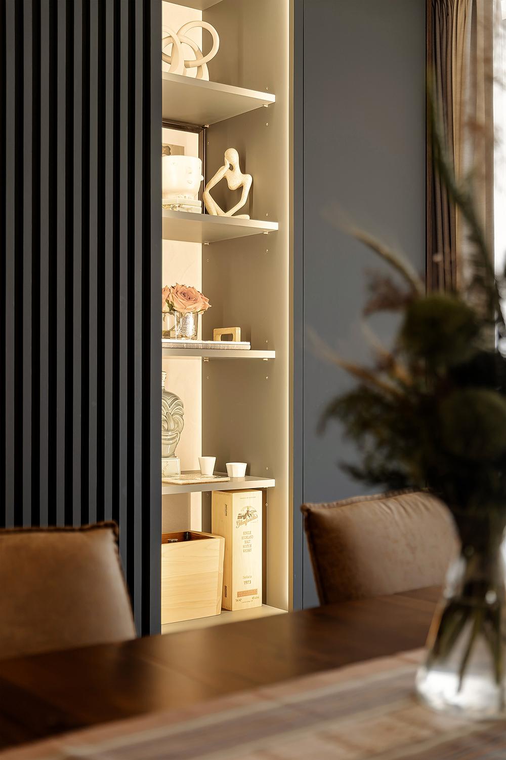 Modern Dining Room with Storage Cabinets and Display Cabinets