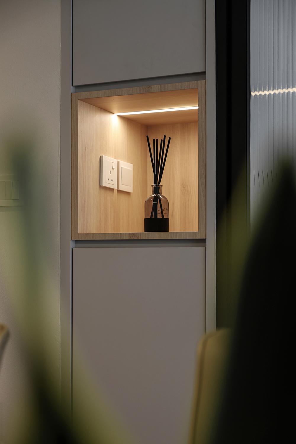 Modern Living Room with Storage Cabinets and Display Cabinets