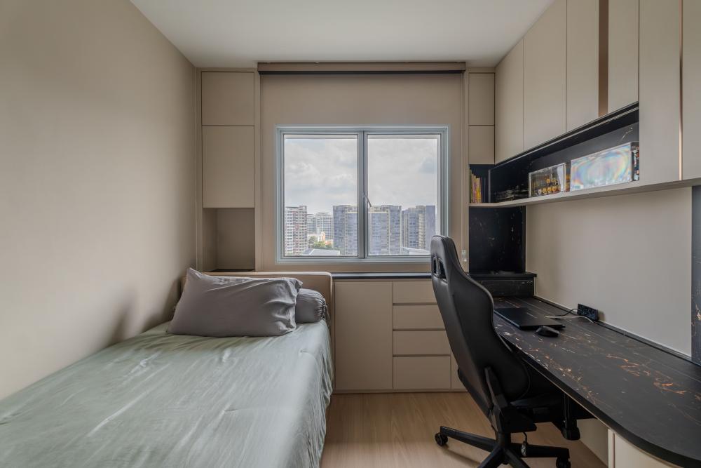 Contemporary Bedroom with Vinyl Flooring and Bay Window